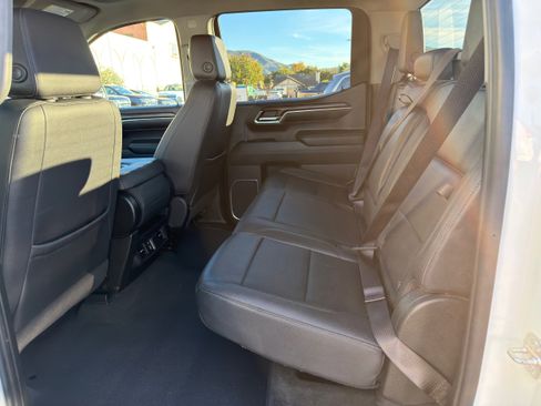 Used 2024 GMC Sierra 1500 SLT image 22