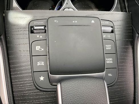 Used 2023 Mercedes-Benz GLE 450 4MATIC image 32