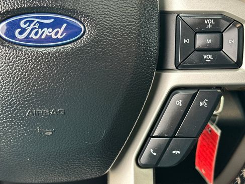 Used 2021 Ford F250 Lariat w/ Chrome Package image 35