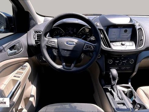 Certified 2019 Ford Escape SE FWD image 5