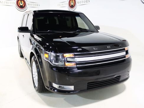 Used 2018 Ford Flex SEL w/ Equipment Group 202A FWD image 19
