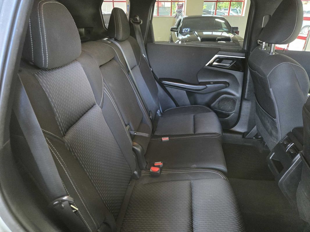 Used 2022 Mitsubishi Outlander ES AWD/4WD image 26