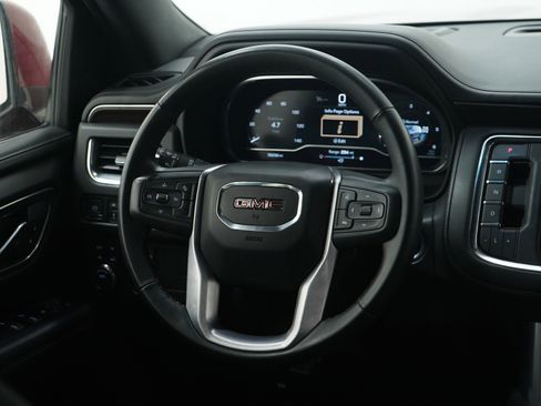 Used 2023 GMC Yukon SLE image 14