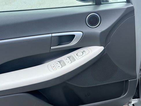 Used 2025 Hyundai Sonata SEL image 16