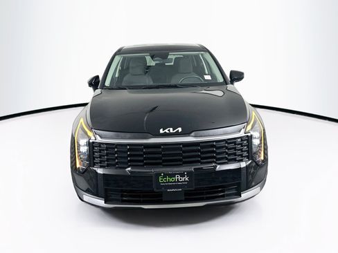 Used 2026 Kia Sportage LX FWD image 2