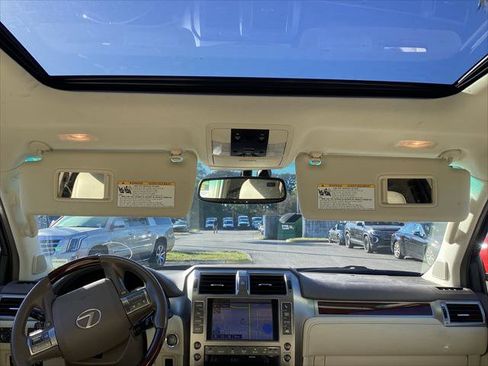 Used 2018 Lexus GX 460 Luxury image 22