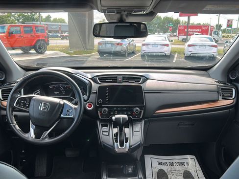 Used 2018 Honda CR-V Touring image 19