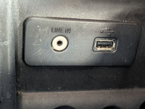 Used 2010 Ford Mustang Convertible RWD image 20