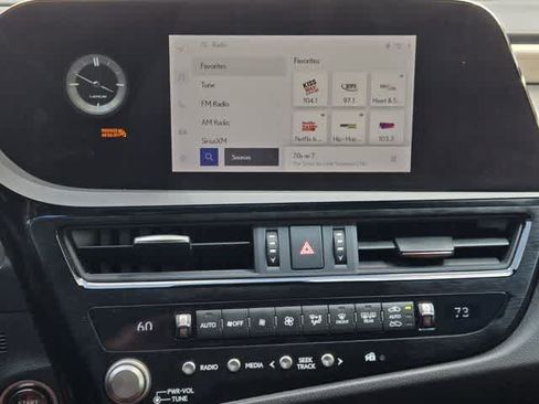Used 2023 Lexus ES 350 F Sport w/ Accessory Package (Z1) FWD image 16
