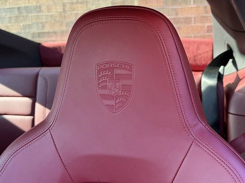 Certified 2022 Porsche 911 Carrera 4S image 19