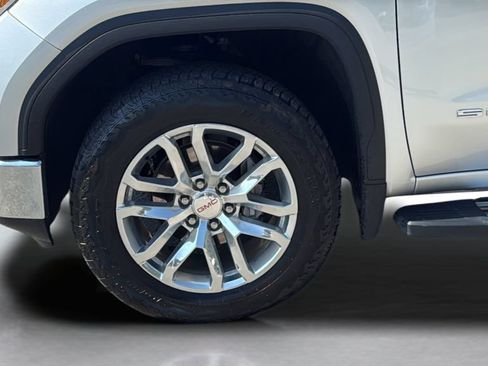 Used 2019 GMC Sierra 1500 SLT w/ SLT Premium Plus Package AWD/4WD image 19