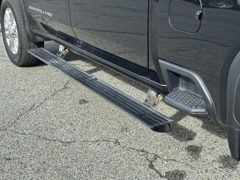 Used 2022 GMC Sierra 3500 Denali image 14