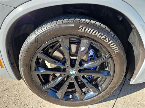 Used 2024 BMW X3 M40i w/ Premium Package image 30