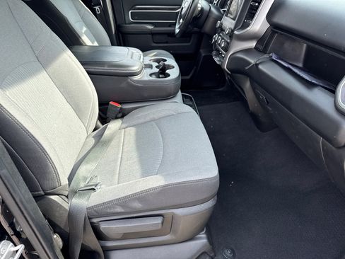 Used 2024 RAM 2500 Big Horn w/ Bed Utility Group image 13