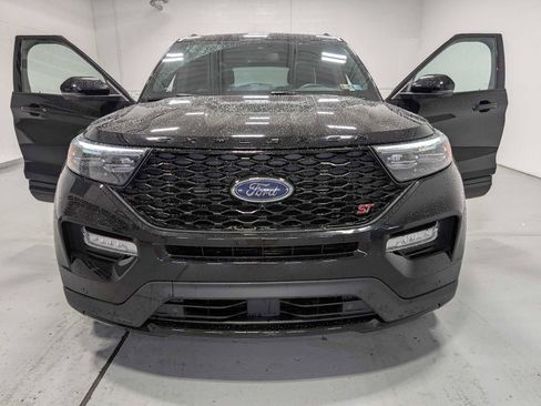 Used 2022 Ford Explorer ST w/ ST Street Pack AWD/4WD image 15