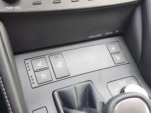 Used 2025 Lexus RC 350 F Sport image 32