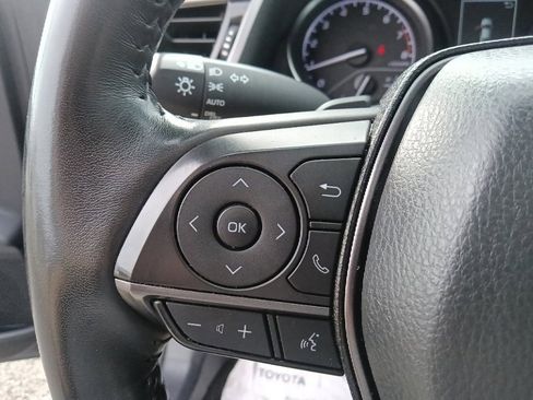 Used 2024 Toyota Camry SE image 18