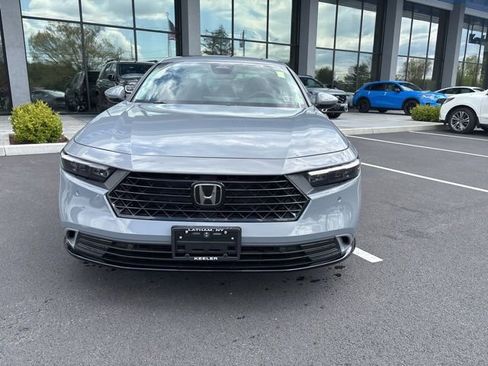 Used 2025 Honda Accord EX-L image 3