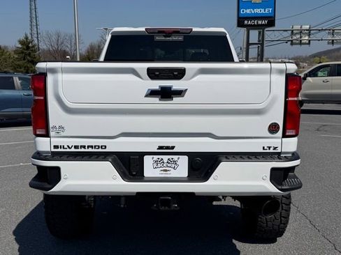 New 2026 Chevrolet Silverado 2500 LTZ w/ LTZ Plus Package AWD/4WD image 16
