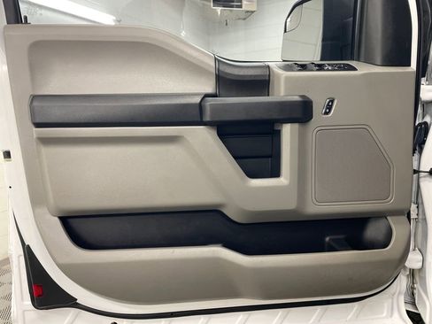 Used 2017 Ford F150 XL w/ Equipment Group 101A Mid image 14