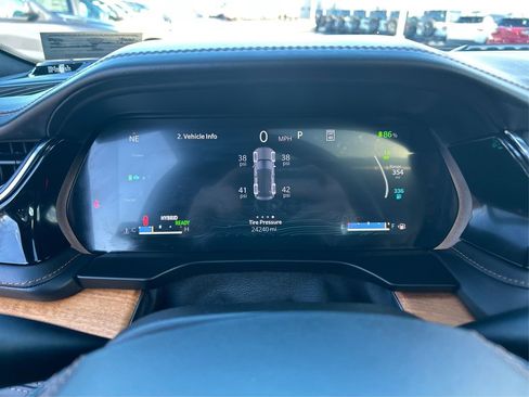 Certified 2023 Jeep Grand Cherokee Summit image 22