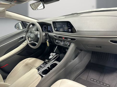Certified 2023 Hyundai Sonata SE FWD image 17