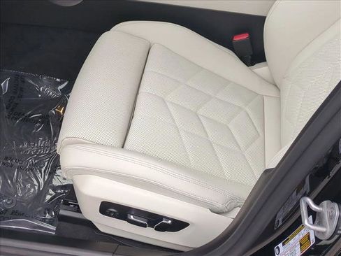 New 2026 BMW 530i image 4