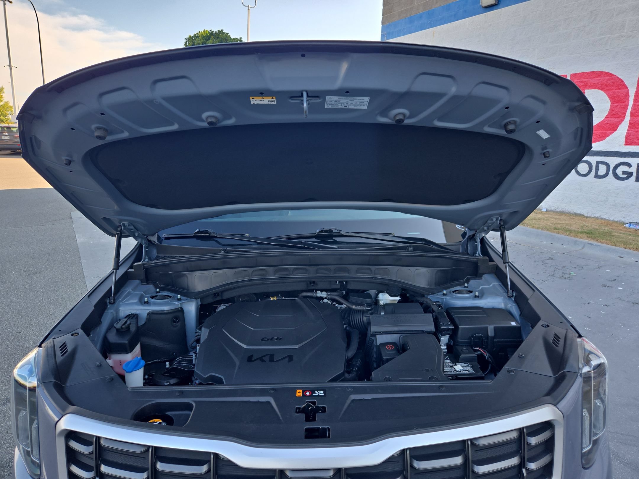 Used 2025 Kia Telluride S FWD image 19