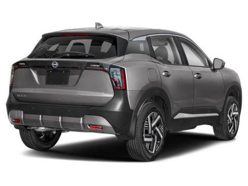 Used 2026 Nissan Kicks SV w/ Illumination Package FWD image 19