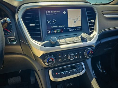 Used 2023 GMC Acadia SLT w/ Technology Package AWD/4WD image 25