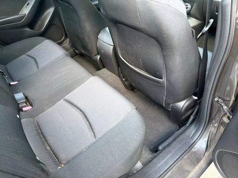 Used 2014 MAZDA MAZDA3 i Sport FWD image 16