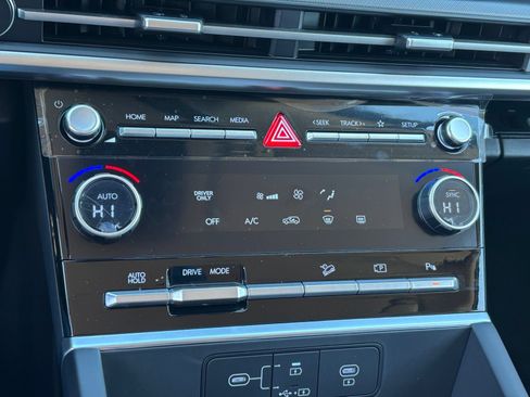 New 2026 Hyundai Santa Fe SE FWD image 19
