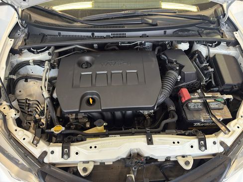 Used 2014 Toyota Corolla LE FWD image 28