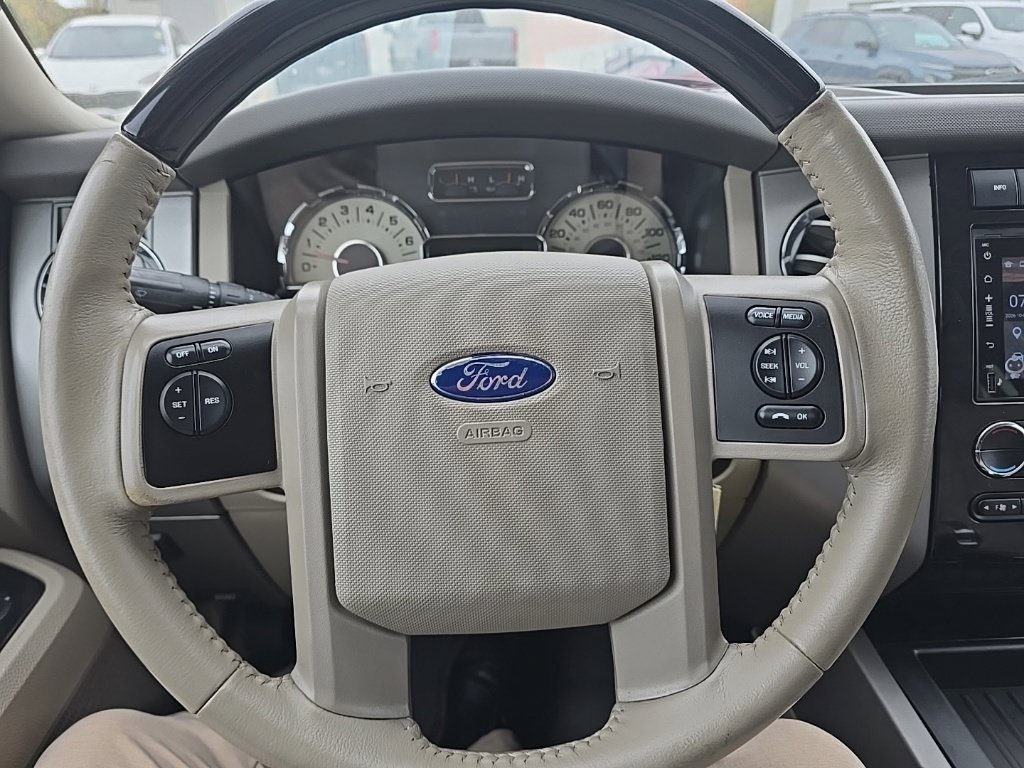 Used 2011 Ford Expedition Limited AWD/4WD image 16