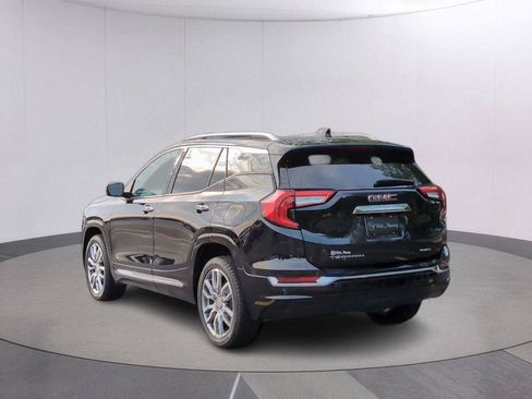 Used 2023 GMC Terrain Denali AWD/4WD image 3