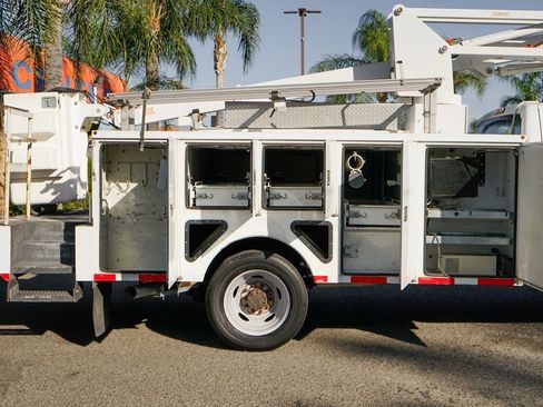 Used 2012 Ford F550 2WD Regular Cab Super Duty w/ PWR Equipment Group image 12