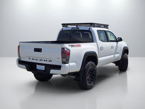 Used 2020 Toyota Tacoma TRD Off-Road w/ Technology Package AWD/4WD image 4