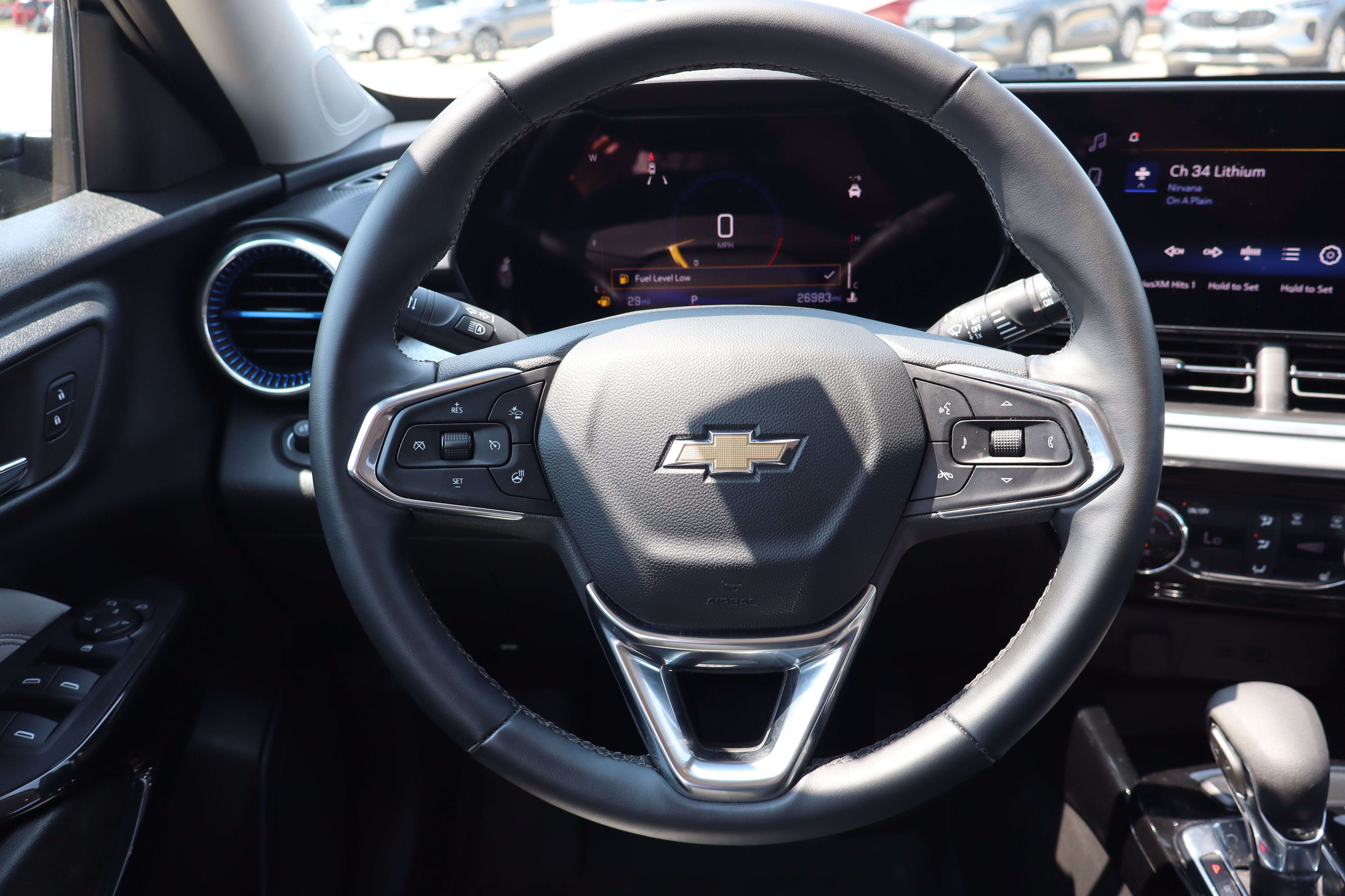 Used 2024 Chevrolet Trax LT w/ Driver Confidence Package FWD image 14