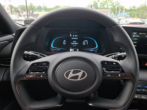 New 2026 Hyundai Elantra SEL Sport FWD image 10