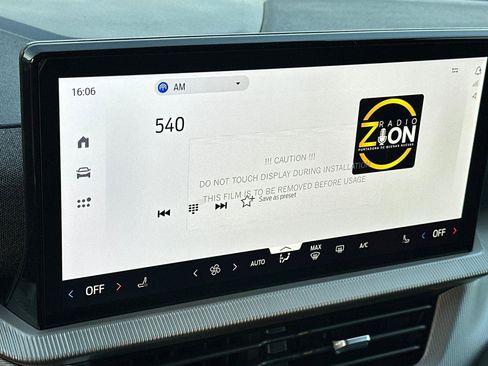 New 2026 Ford Explorer Active image 16