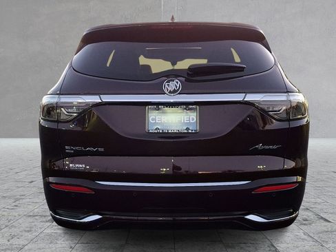 Certified 2024 Buick Enclave Avenir w/ Avenir Technology Package image 9