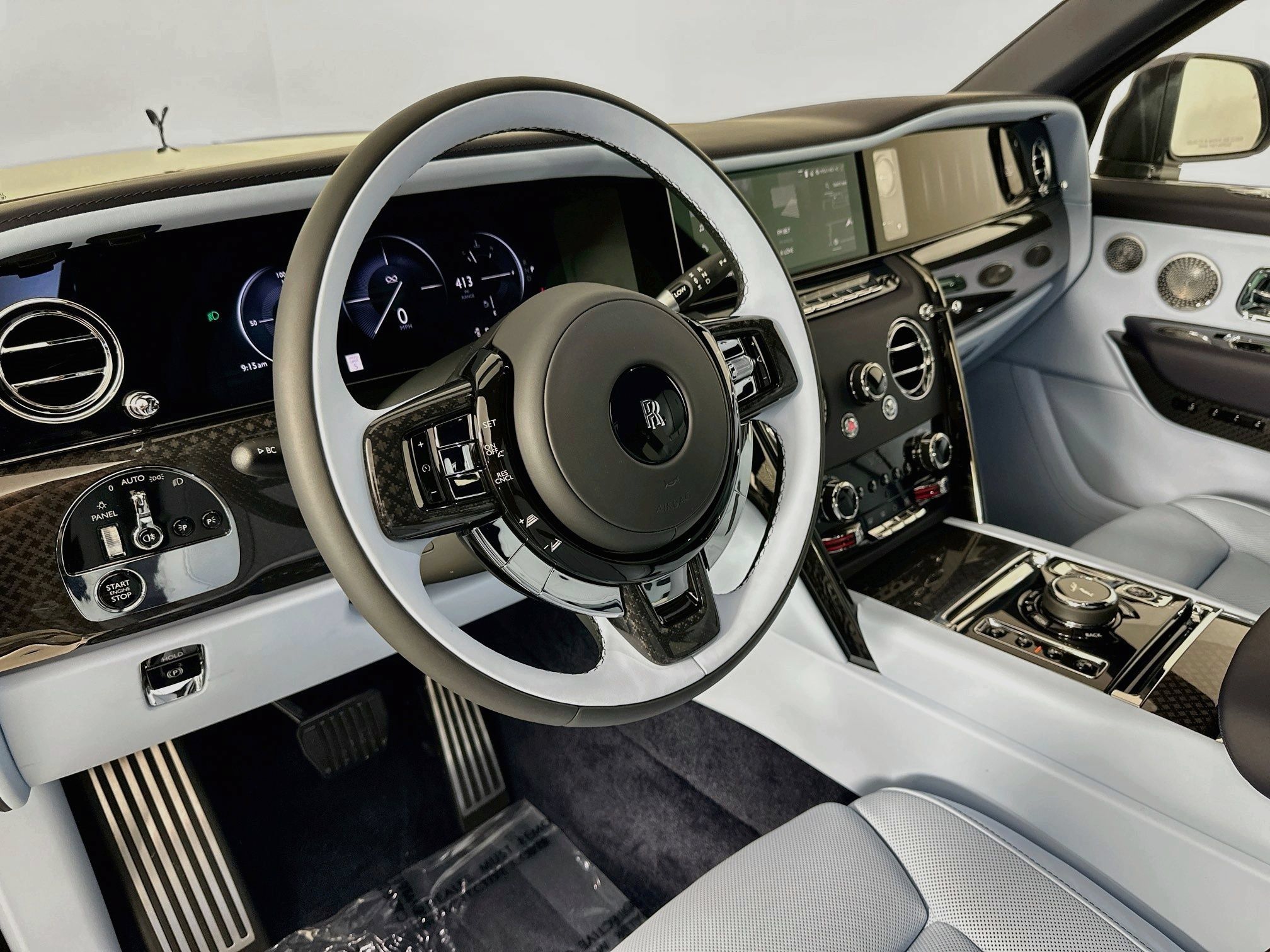 New 2027 Rolls-Royce Cullinan Black Badge AWD/4WD image 11