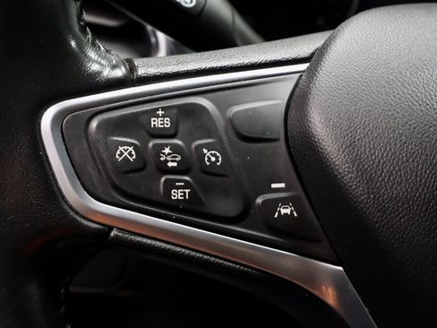 Used 2022 Chevrolet Equinox LT w/ Driver Convenience Package image 28