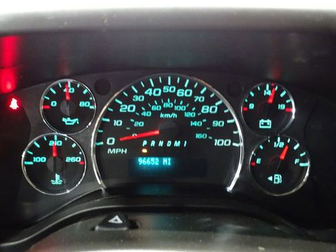 Used 2016 Chevrolet Express 2500 image 22