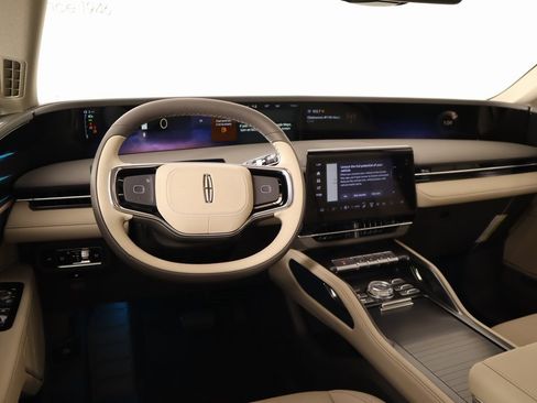 New 2025 Lincoln Nautilus Premier w/ Jet Appearance Package image 2