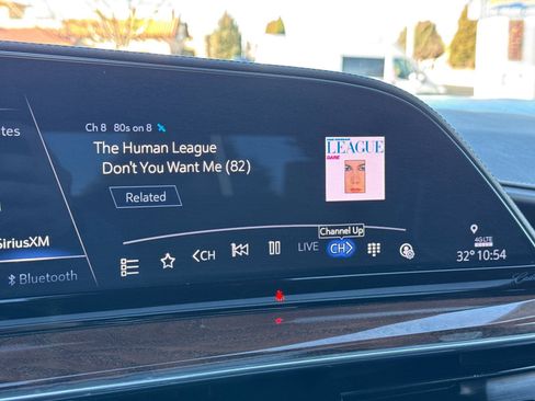 Used 2022 Cadillac Escalade ESV Sport Platinum image 22