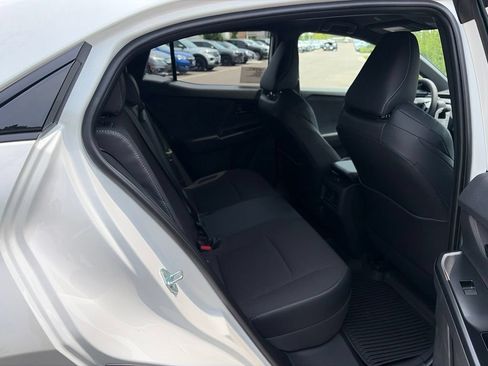 Used 2026 Toyota C-HR AWD/4WD image 17