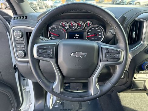 Used 2022 Chevrolet Silverado 1500 RST w/ Diesel Off-Road Package AWD/4WD image 16