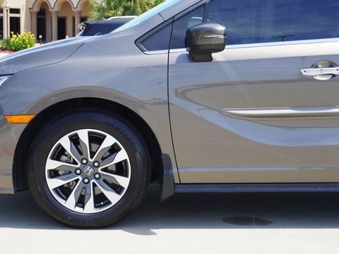Used 2021 Honda Odyssey EX-L image 10