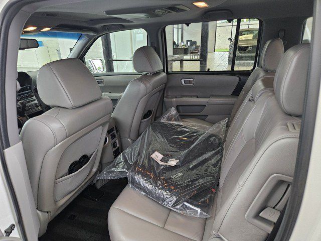 Used 2014 Honda Pilot Touring image 9